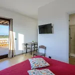Stunning In With Swimming Pool *