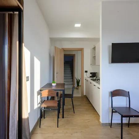 In With Kitchen