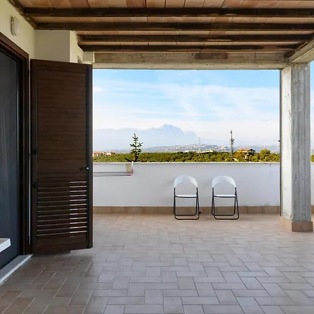 Appartement Stunning In With Swimming Pool